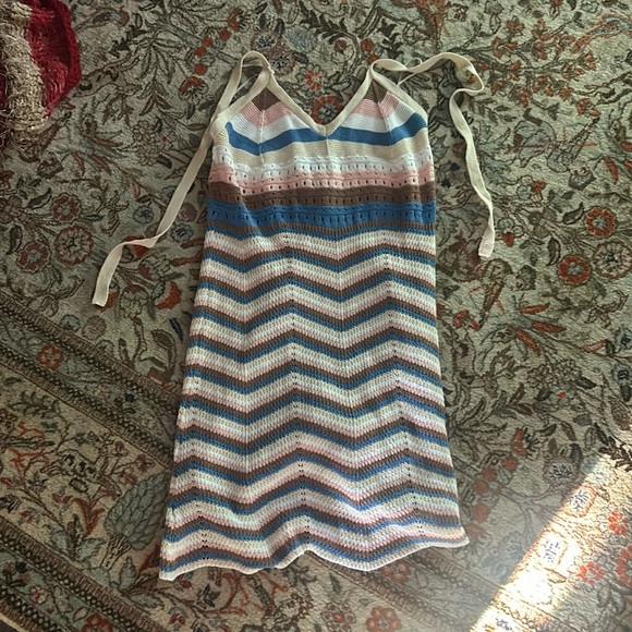Bathing suit cover up dress ( price negotiable) - Picture 1 of 2